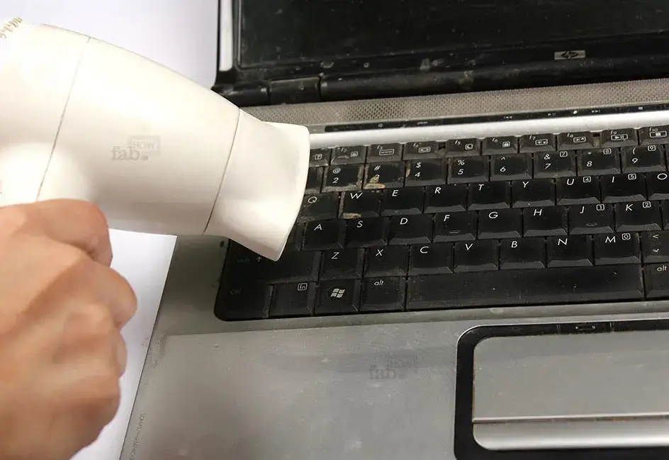 Cleaning Computer Keyboards
