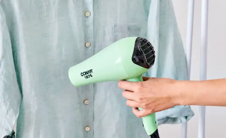Removing Wrinkles from Clothing with Blowing Tools